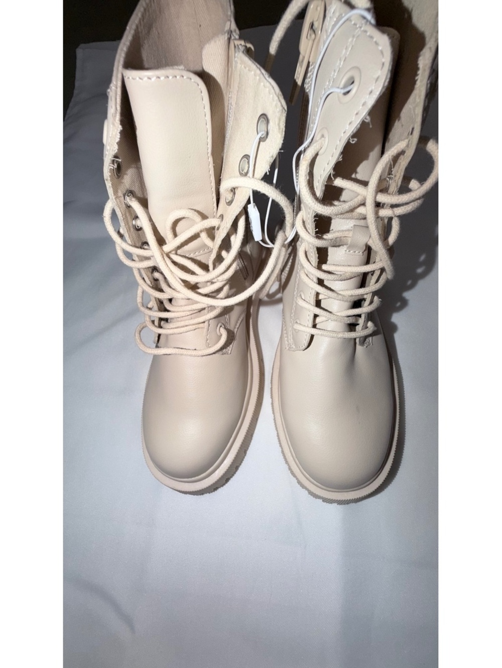 Zara Women's Cream Lace-Up Combat Boots Size 34